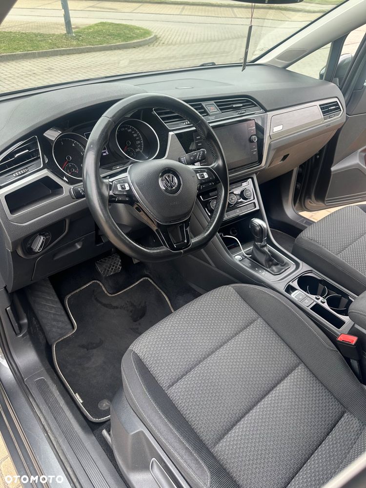 Volkswagen Touran 2.0 TDI SCR (BlueMotion Technology) DSG Comfortline - 8