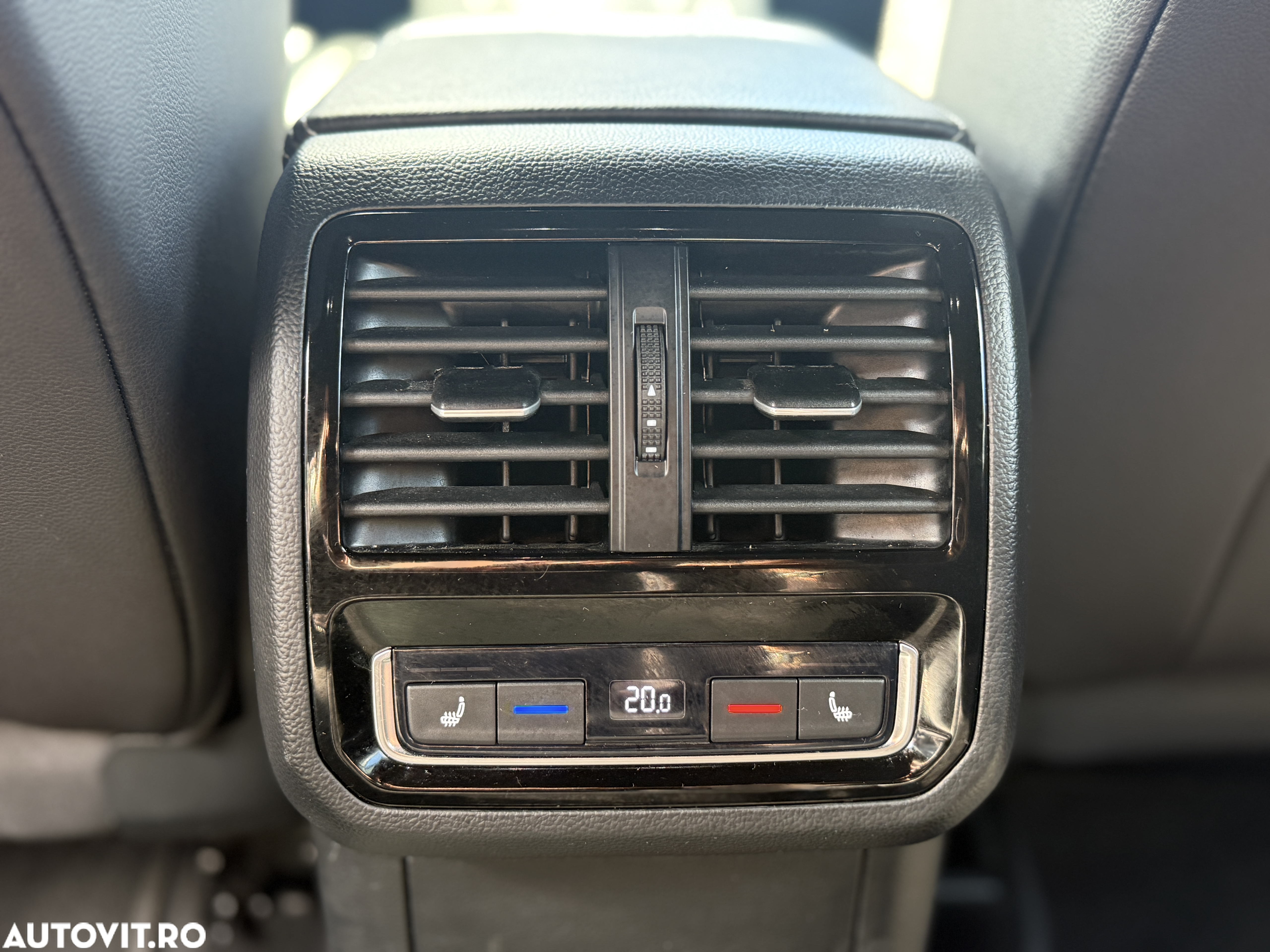 Volkswagen ARTEON 2.0 TDI DSG R-Line - 20