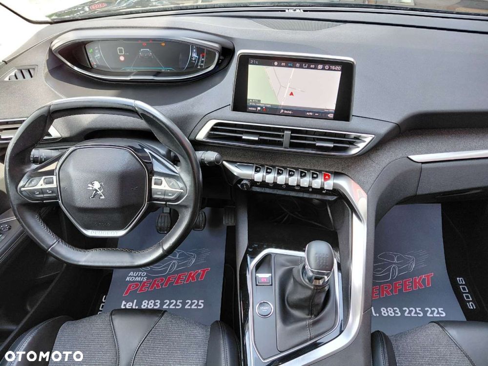 Peugeot 5008 - 21