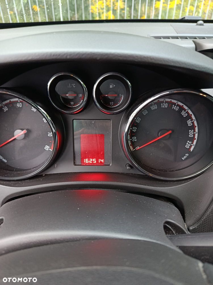 Opel Meriva - 9