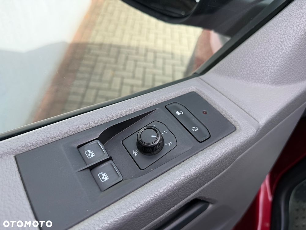 Volkswagen Transporter T6.1 - 20