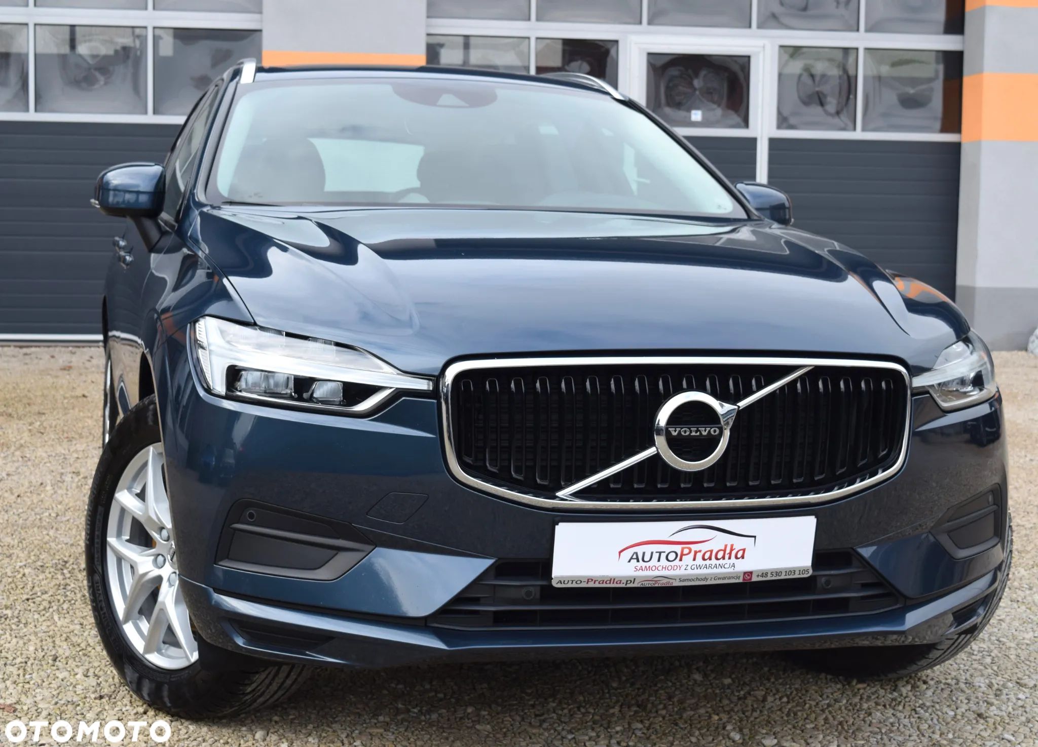 Volvo XC 60 D3 Momentum Pro - 1