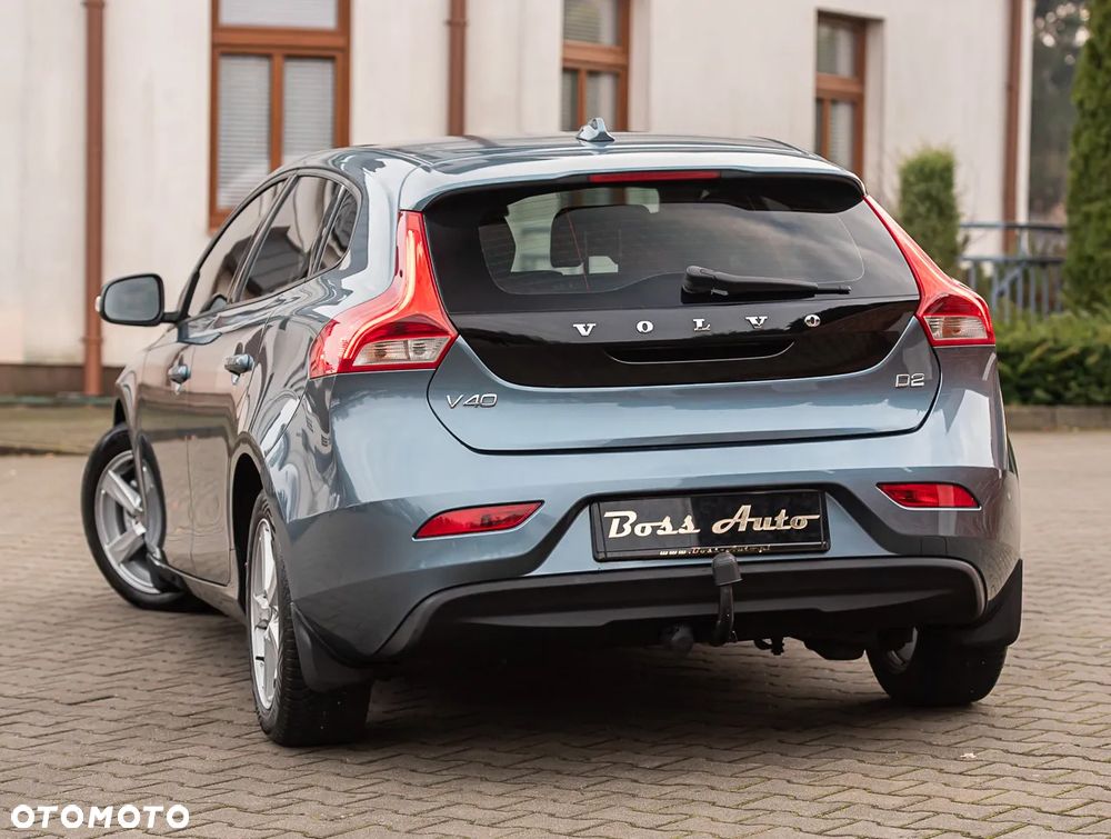 Volvo V40 D2 - 8
