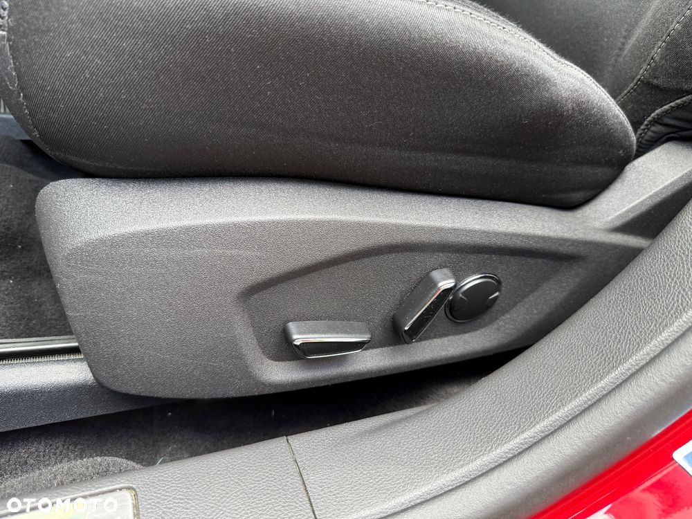 Ford Mondeo 2.0 EcoBlue Titanium - 16