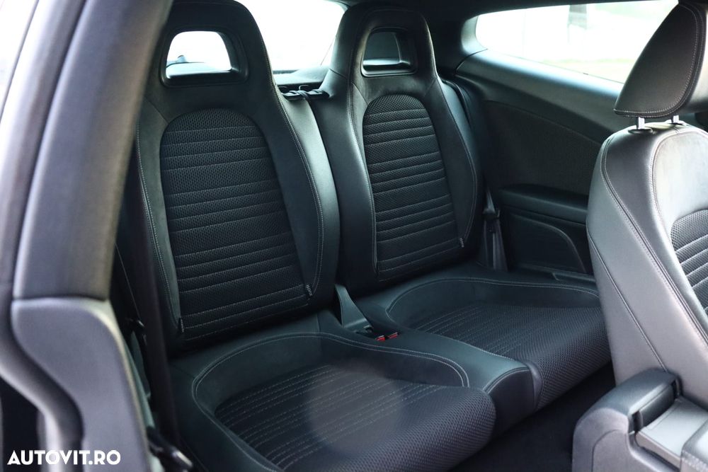 Volkswagen Scirocco 2.0 TDI DPF DSG - 10
