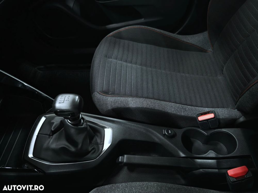 Peugeot 2008 PureTech 100 Allure - 21