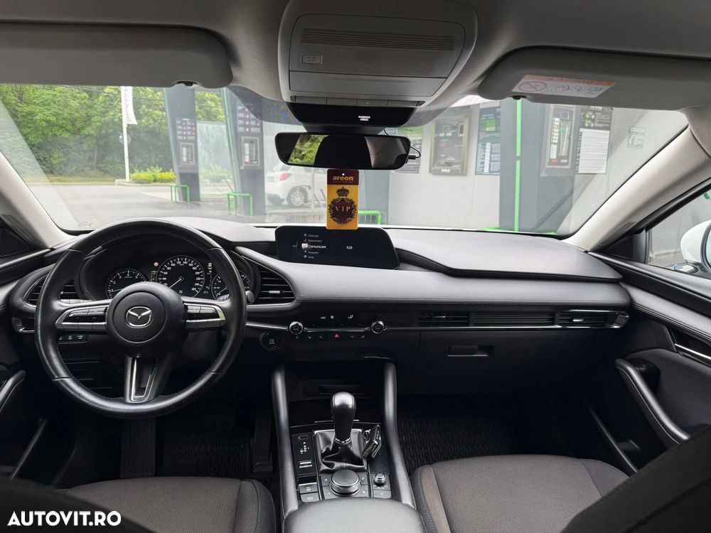 Mazda 3 e-Skyactiv G122 AT MHEV Plus - 9