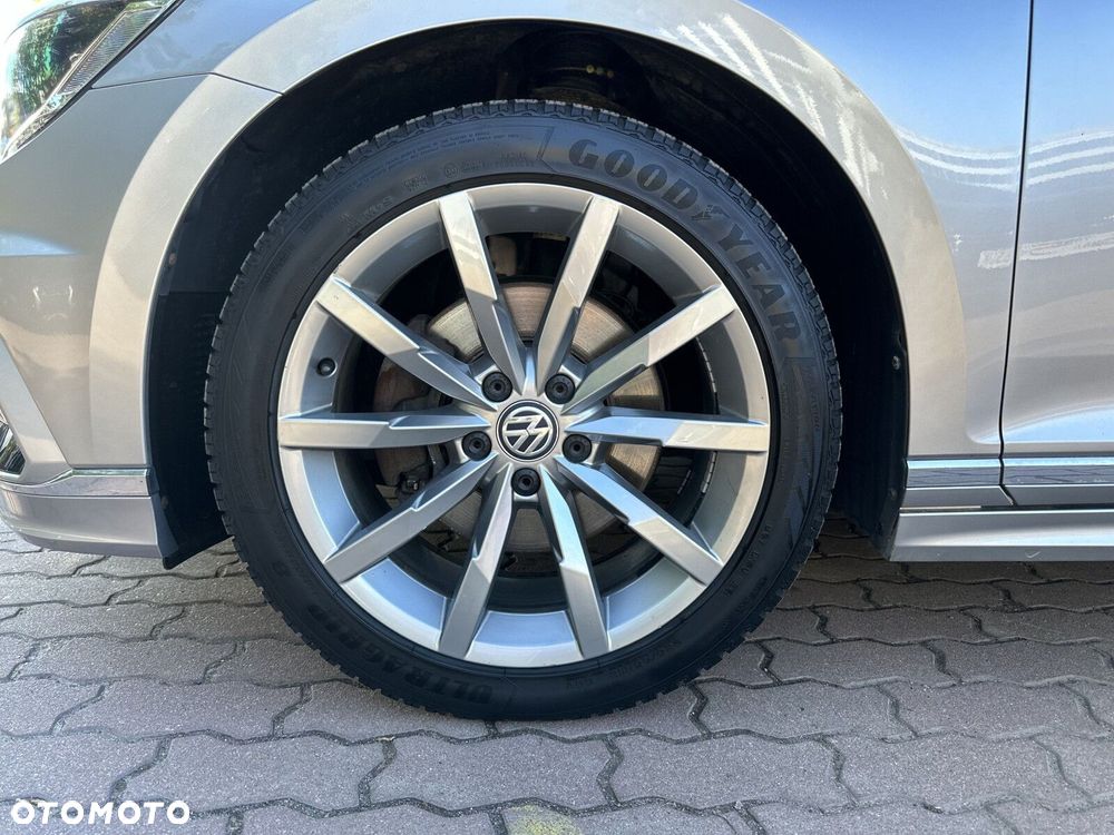Volkswagen Passat - 41