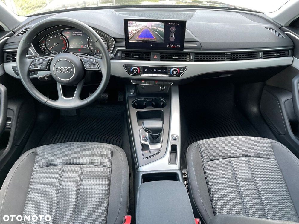 Audi A4 Limousine - 15