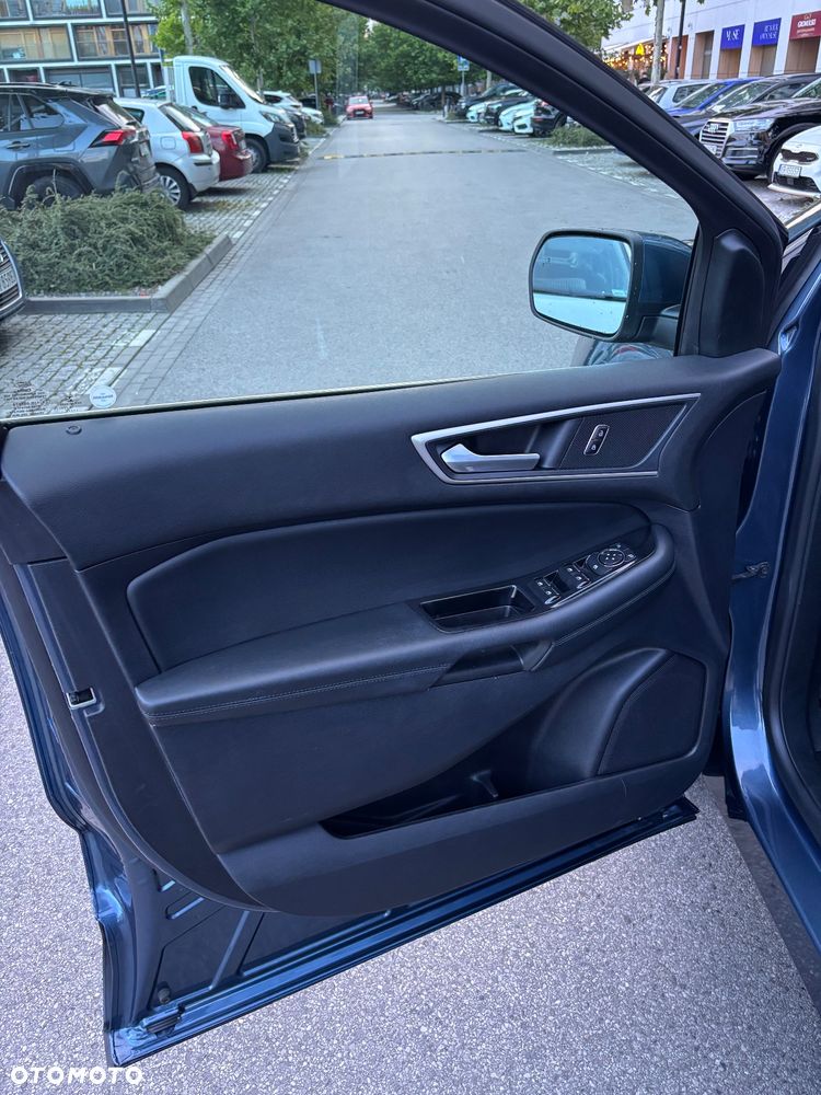 Ford Edge - 18