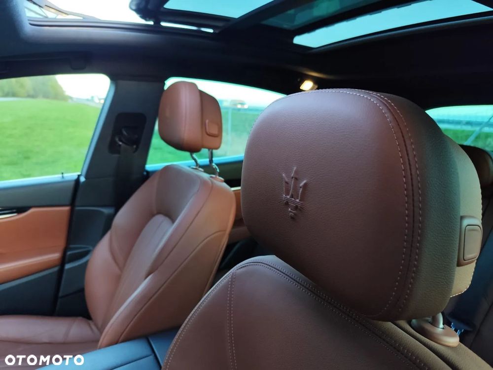 Maserati Levante S Q4 - 23