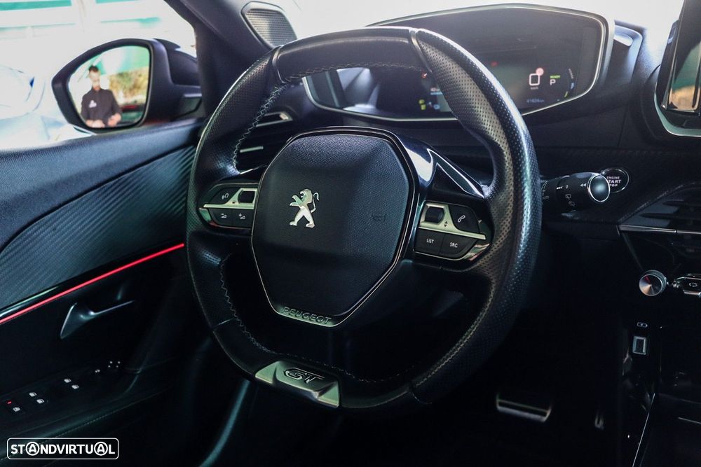 Peugeot e-2008 50 kWh GT Line - 11