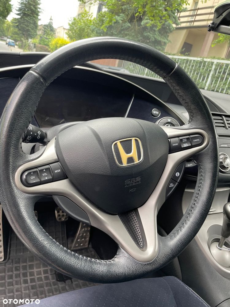 Honda Civic 1.8 Comfort - 14