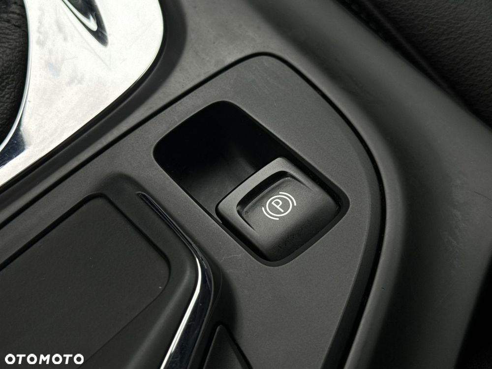 Opel Insignia 2.0 CDTI Cosmo - 25