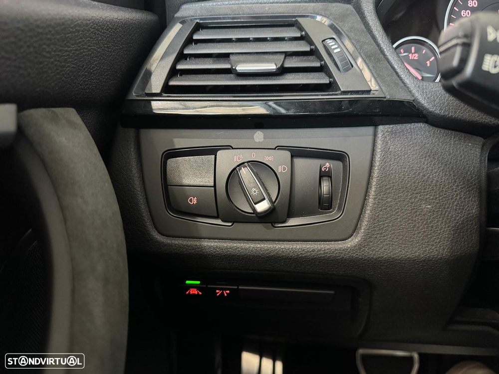 BMW 335 i Auto Pack M - 15