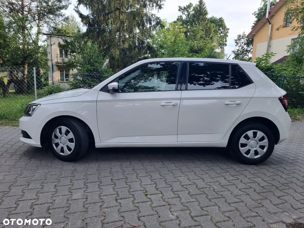 Skoda Fabia 1.2 TSI Active - 11