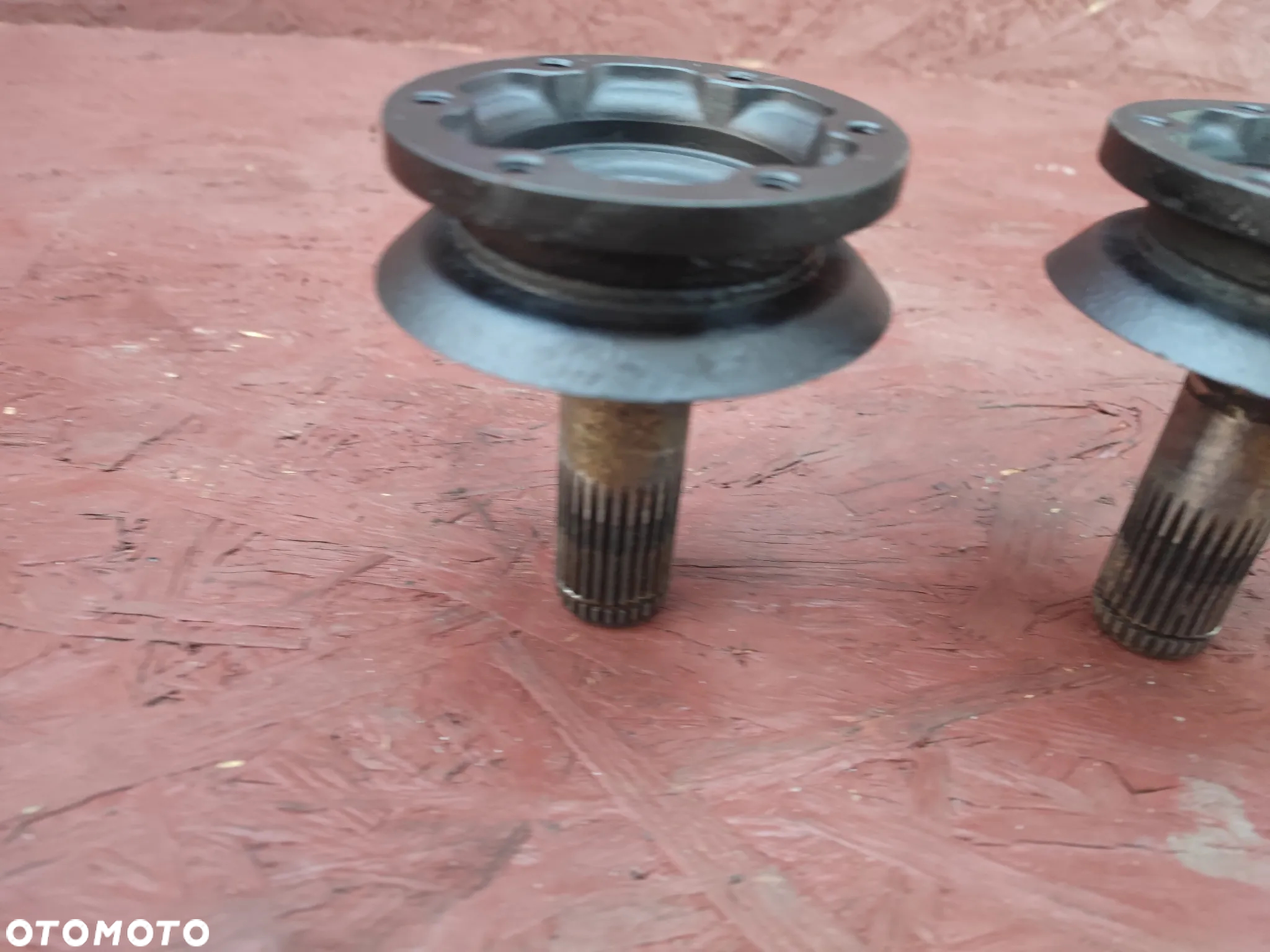 BMW E46 / E81 / E82 / E83 / E84 / E90 / E93 / E92 ORYGINALNE FLANSZE DYFERENCJAŁYU / FLANSZE DYFRA LEWA / PRAWA MAŁA GŁOWA TYP 168 DO SILNIKÓW BENZYNOWYCH N46 / N42 O NR. 33 13 1 214 751 / 33 13 1 428 269 OEM W BARDZO DOBRYM STANIE - 7