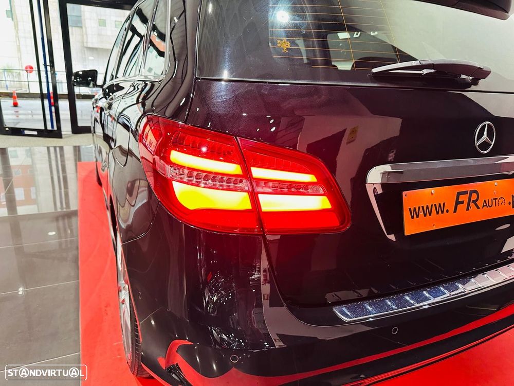 Mercedes-Benz B 180 CDi AMG Line Aut. - 24