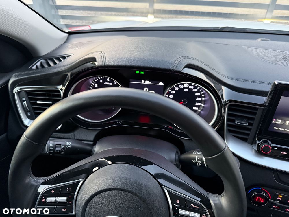 Kia XCeed 1.4 T-GDI OPF DCT7 JBL SOUND EDITION - 30