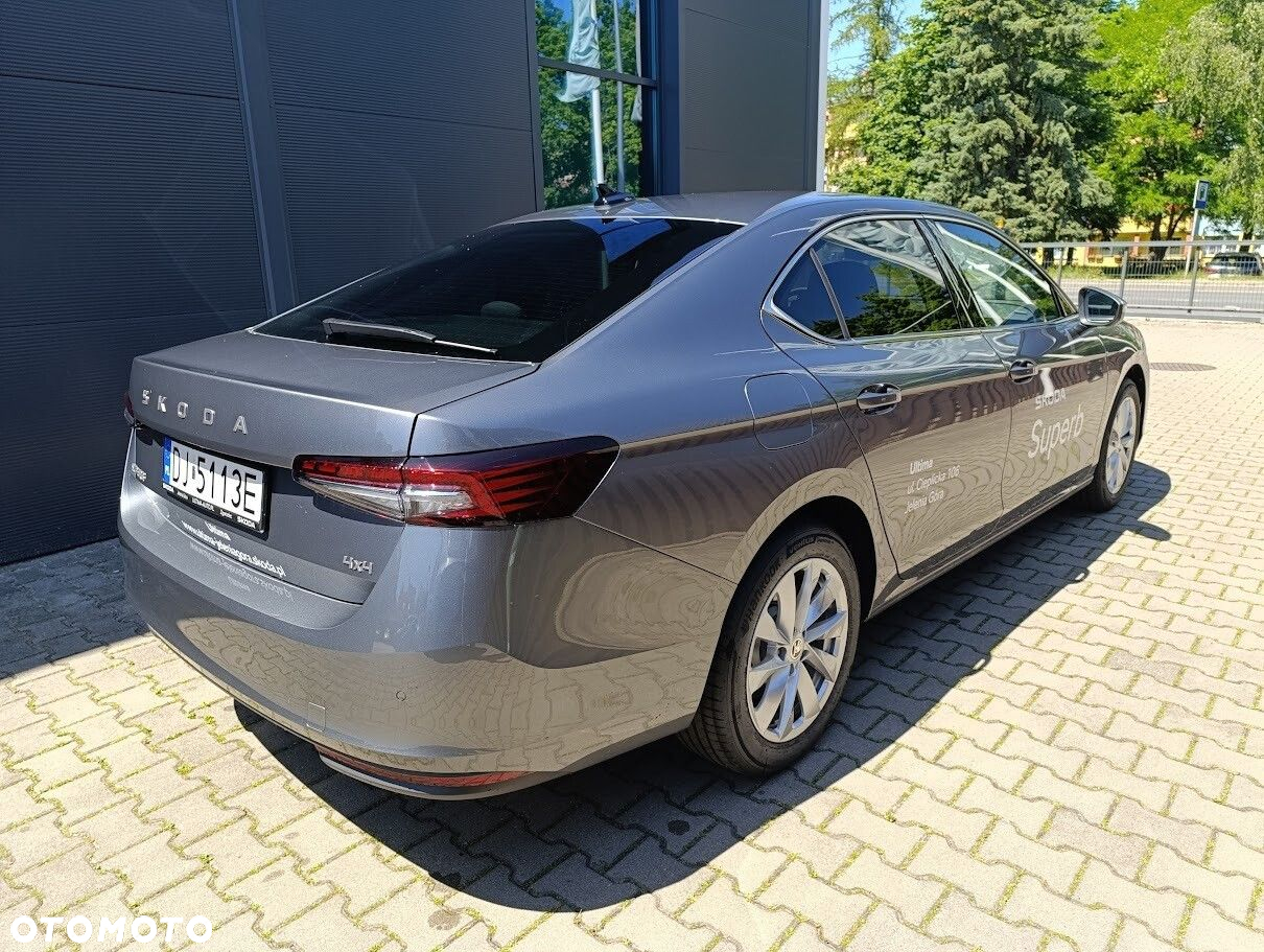 Skoda Superb 2.0 TSI 4x4 Selection DSG - 3
