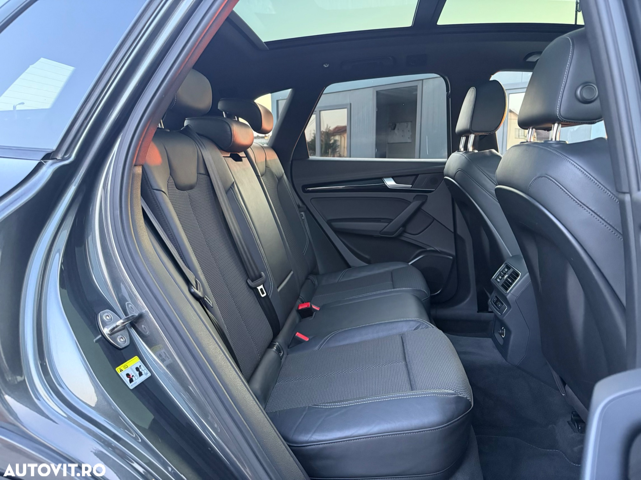 Audi Q5 2.0 40 TDI quattro S tronic Sport - 22