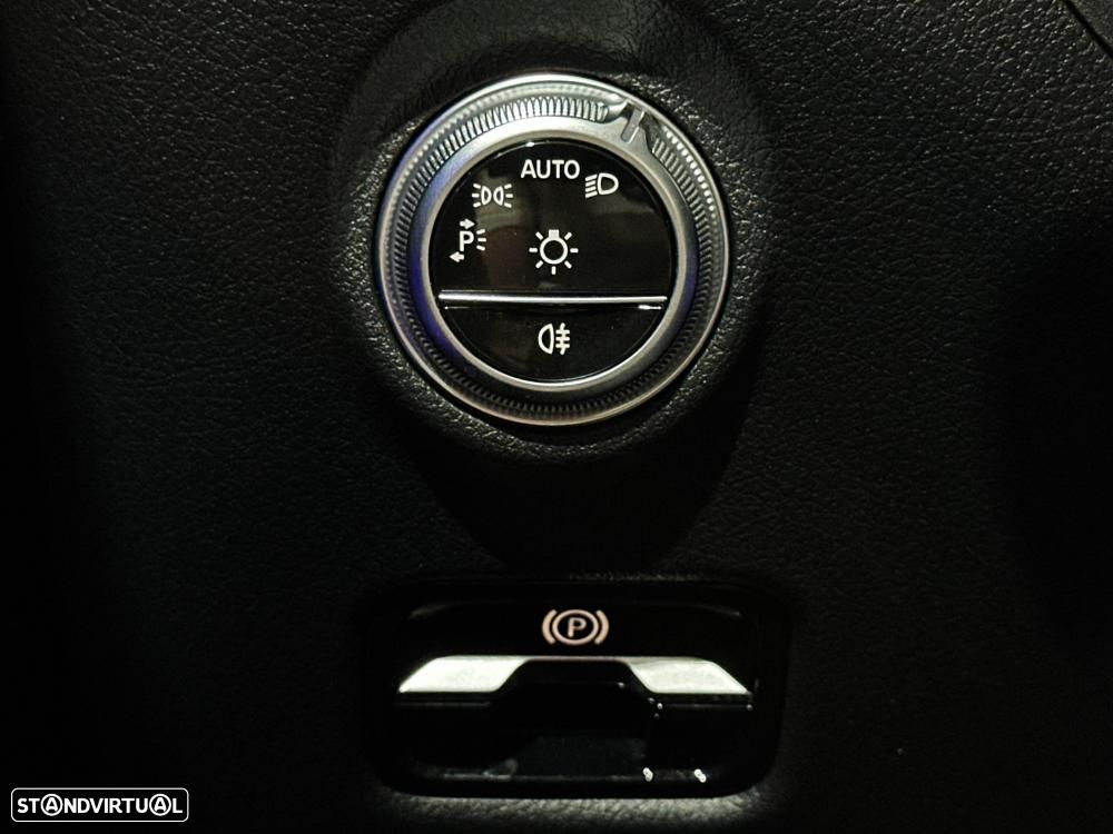 Mercedes-Benz C 300 e 9G-TRONIC AMG Line Advanced - 47