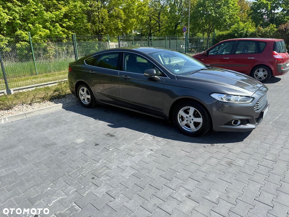Ford Mondeo 2.0 EcoBoost Titanium - 3