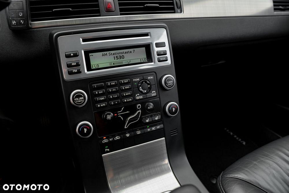Volvo V70 2.5T Summum - 33