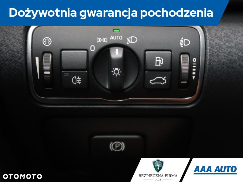 Volvo XC 60 - 22