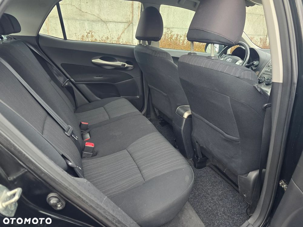 Toyota Auris 2.0 D-4D Premium - 9