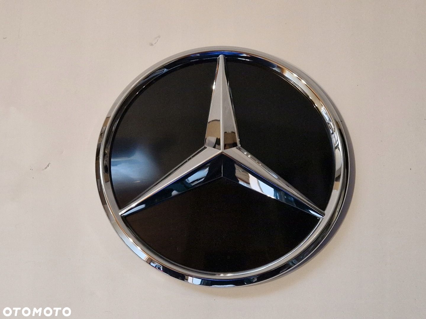MERCEDES W206 A206 EMBLEMAT ZNACZEK LOGO RADAR A2068884900 NOWY ORYGINAŁ - 1