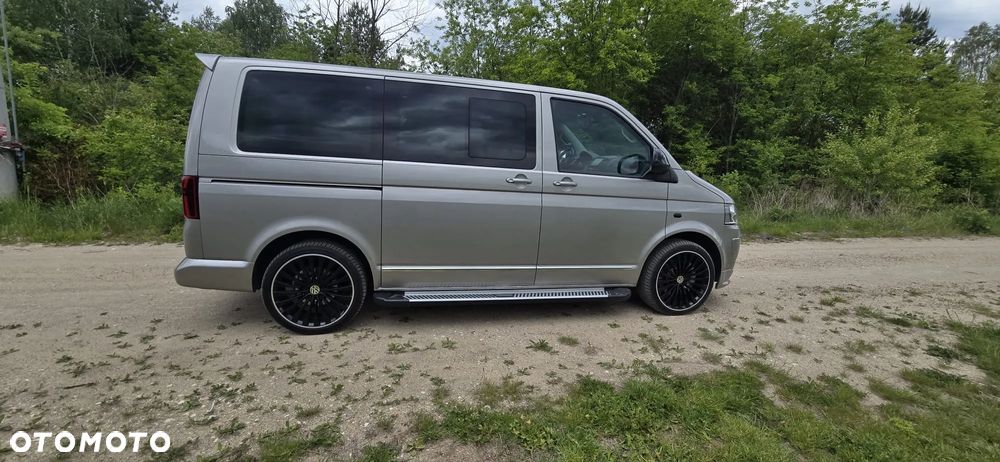 Volkswagen Multivan - 19