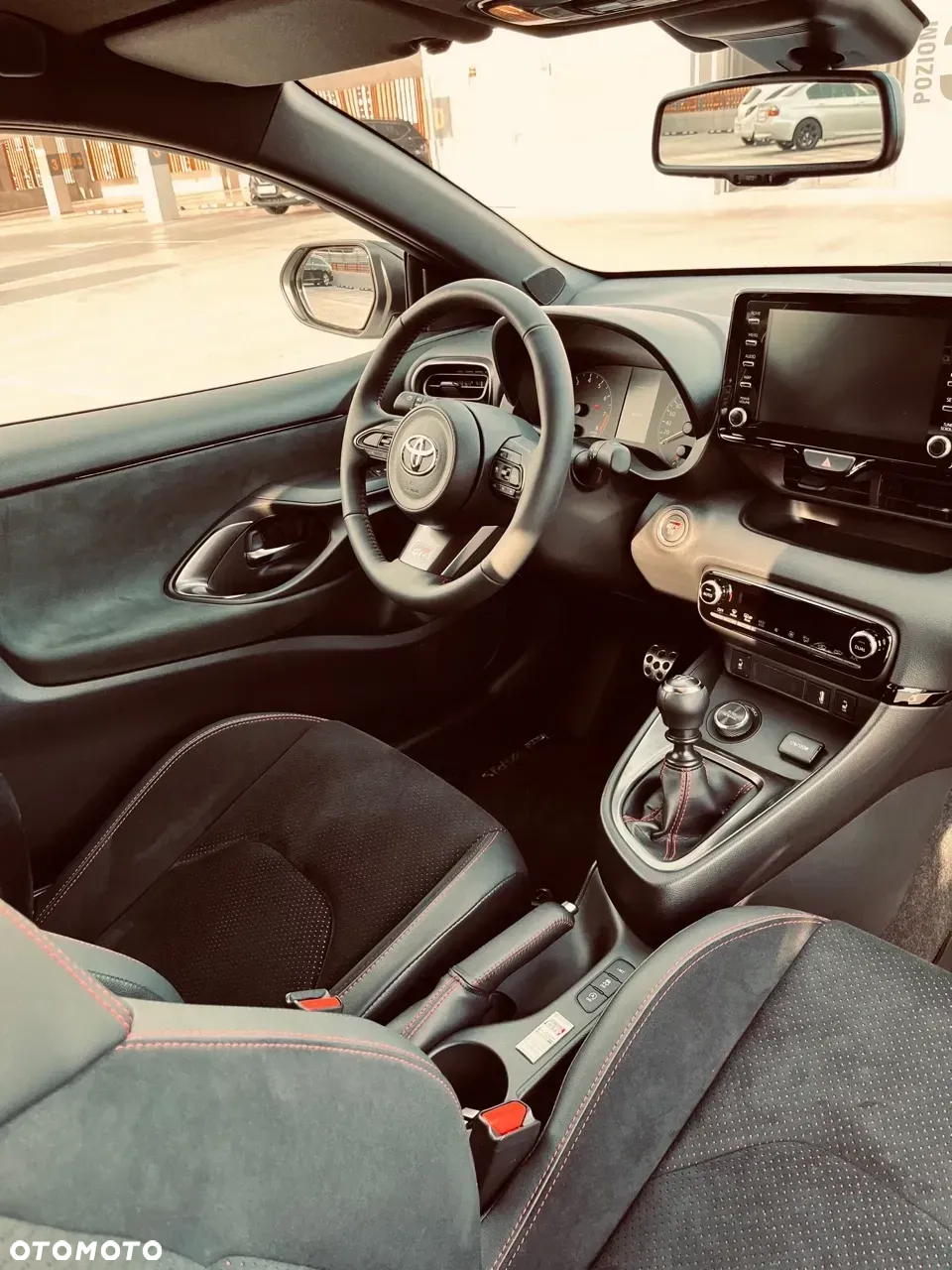 Toyota Yaris GR 1.6 Dynamic - 9