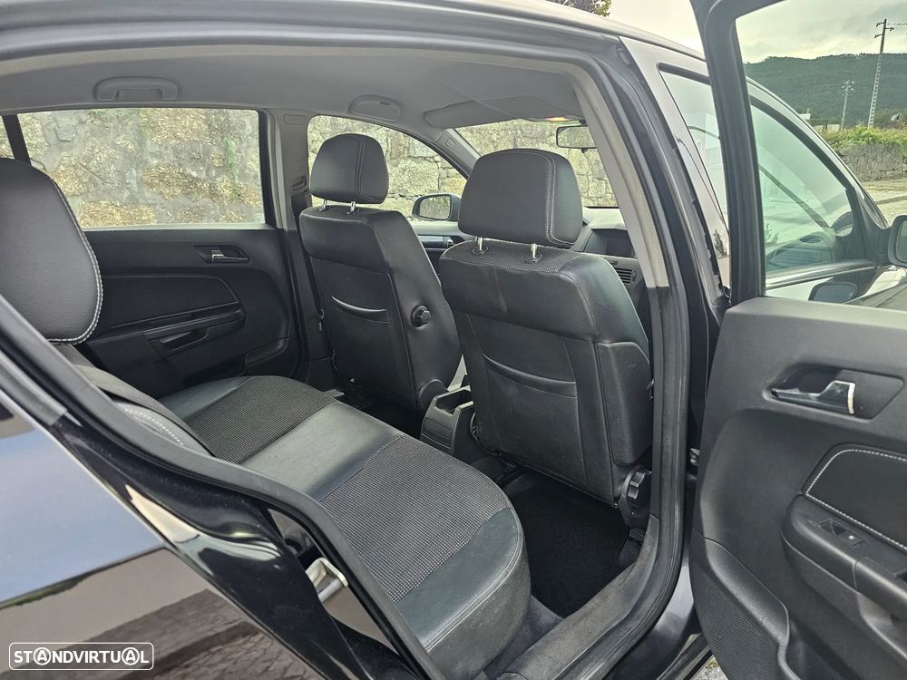 Opel Astra 1.7 CDTi Cosmo M6 - 25
