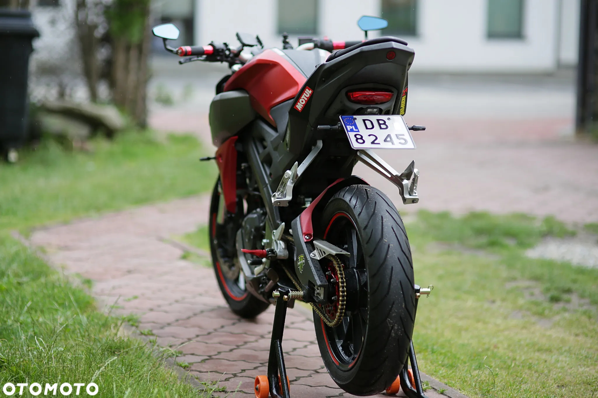 Yamaha MT - 6