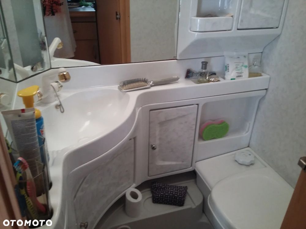 Hobby De Luxe 440 - 23