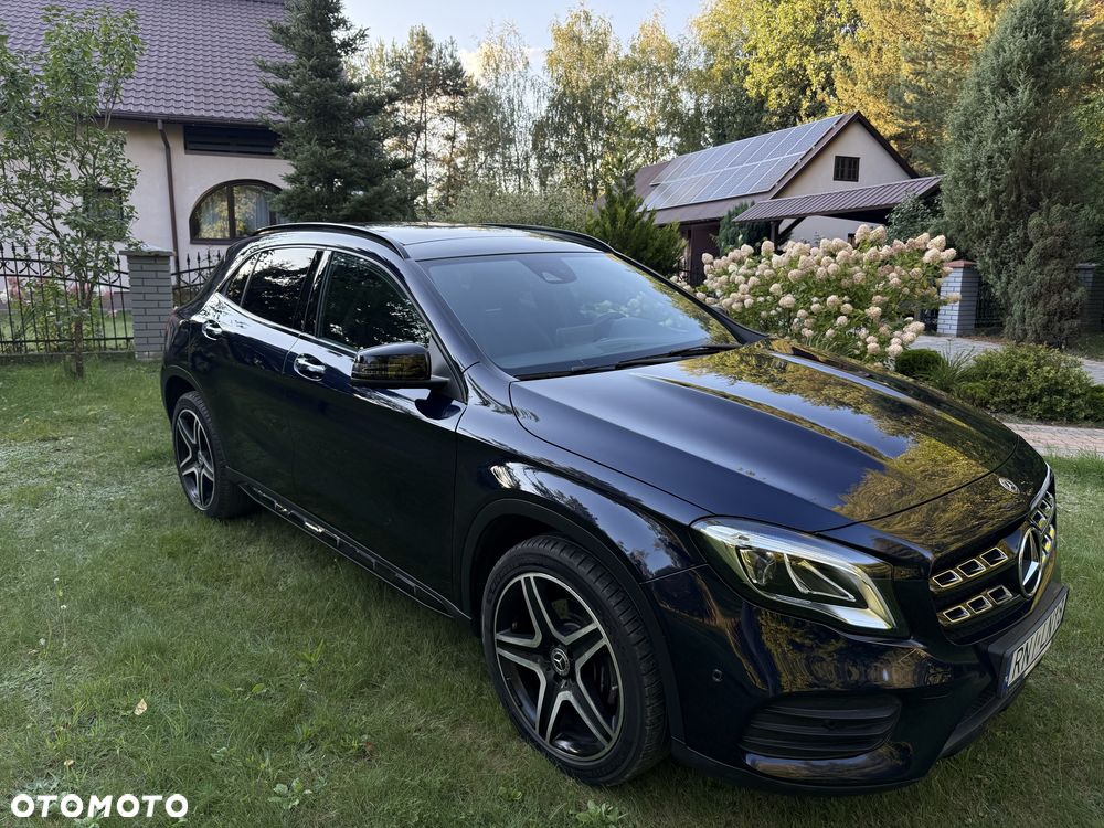 Mercedes-Benz GLA - 6
