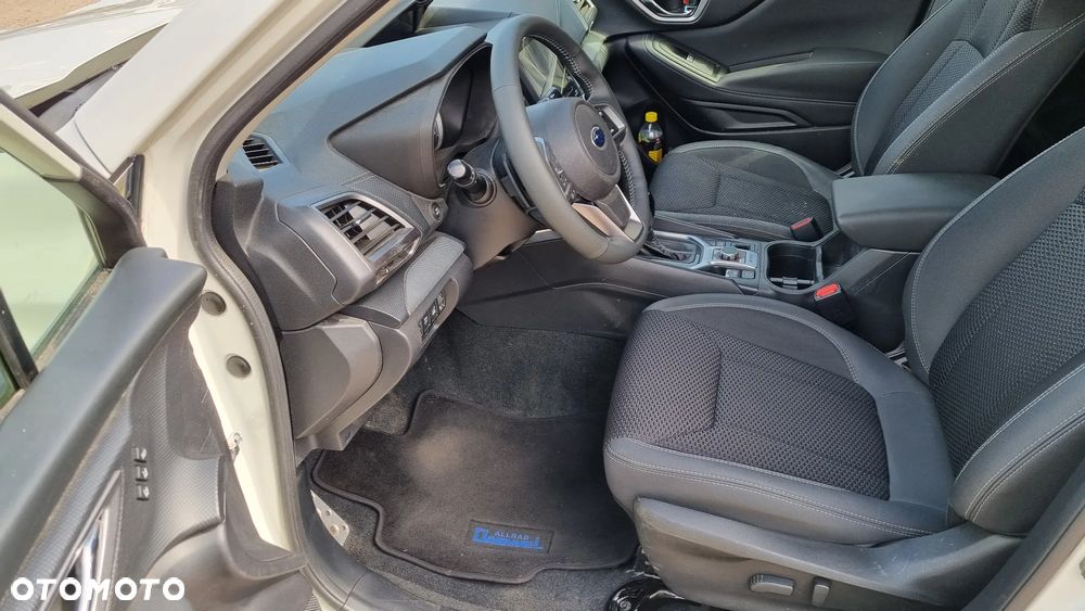 Subaru Forester 2.0ie Lineartronic Active - 9