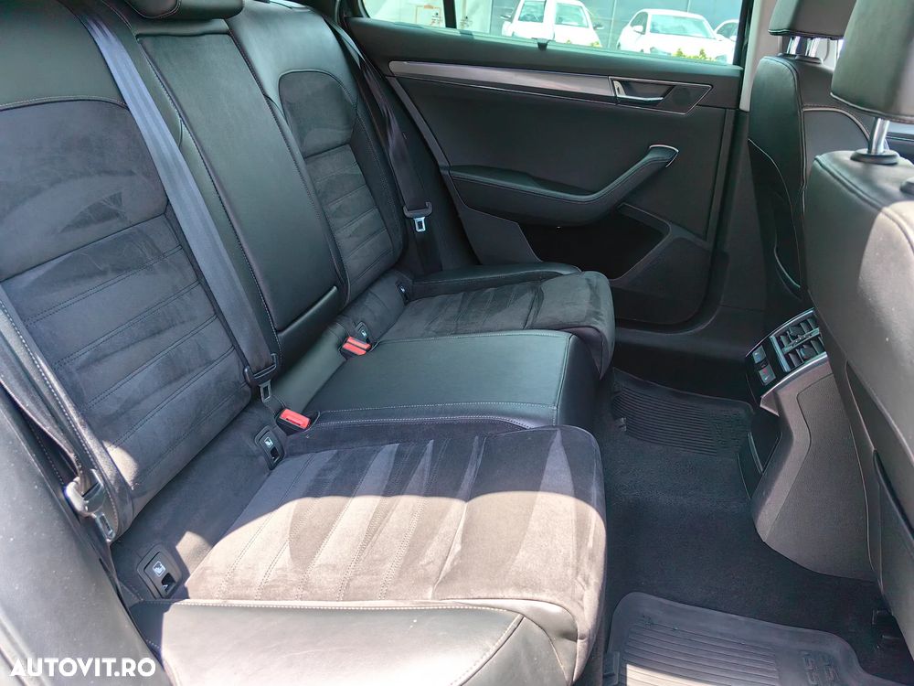 Skoda Superb 2.0 TDI 4X4 DSG Scout - 19