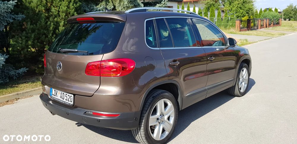 Volkswagen Tiguan 2.0 TDI DPF 4Motion BlueMotion Technology DSG Sport & Style - 12