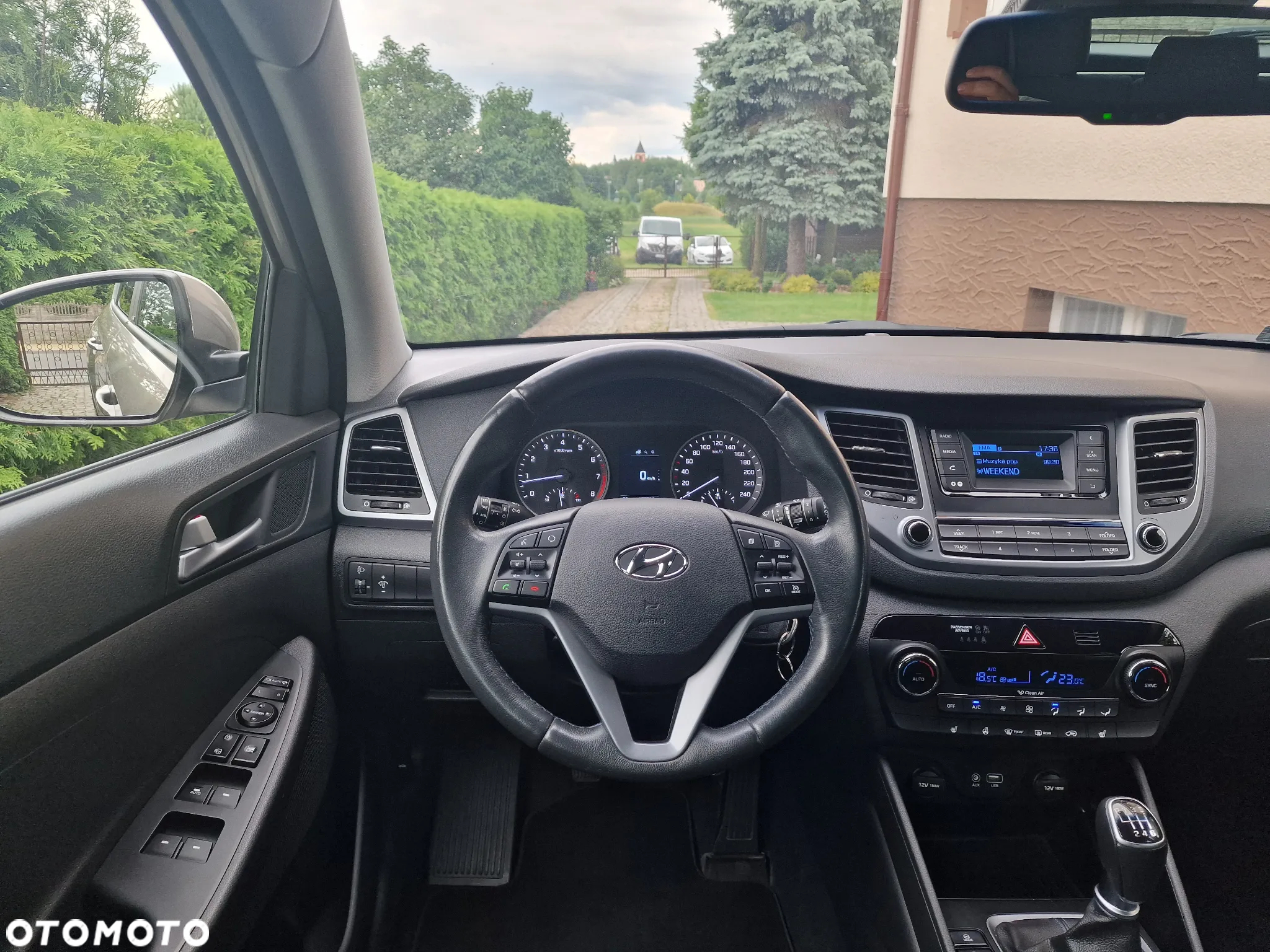 Hyundai Tucson 1.6 GDI BlueDrive GO 2WD - 17