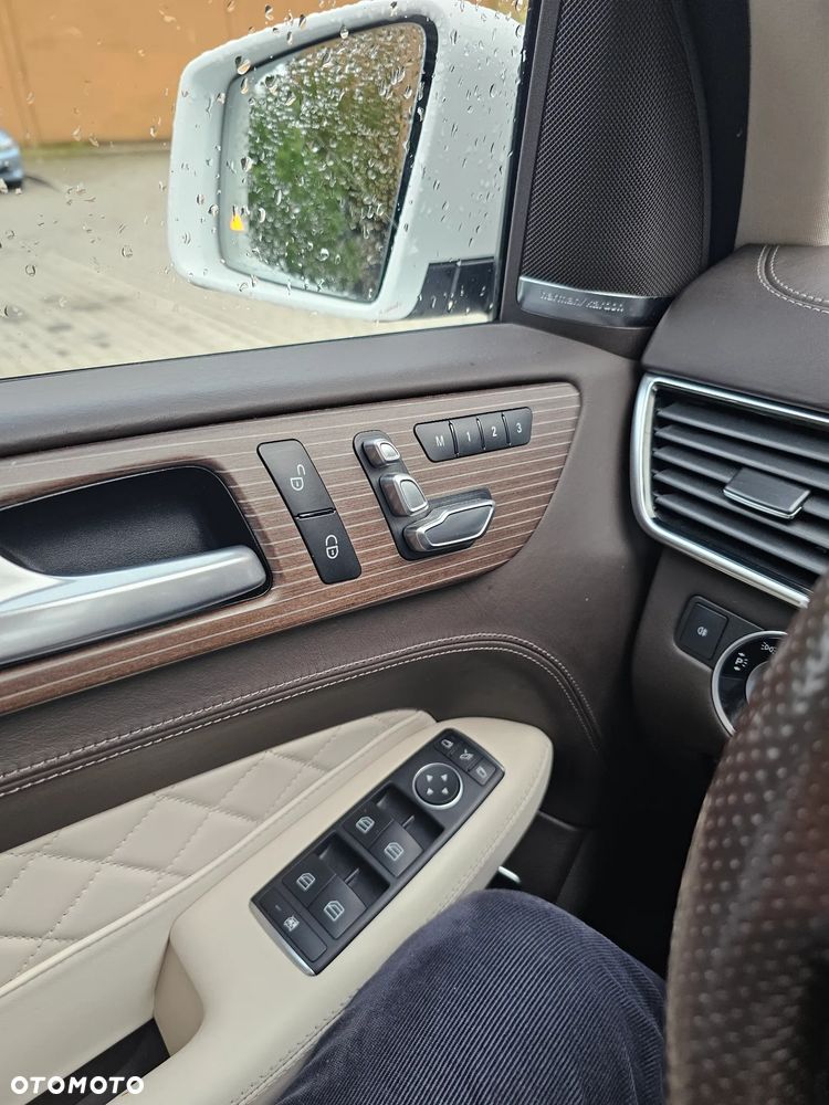 Mercedes-Benz GLS 350 d 4-Matic - 8
