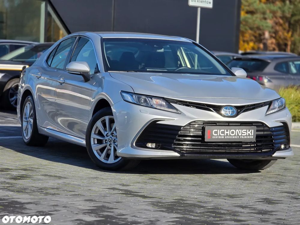 Toyota Camry 2.5 Hybrid Comfort CVT - 2