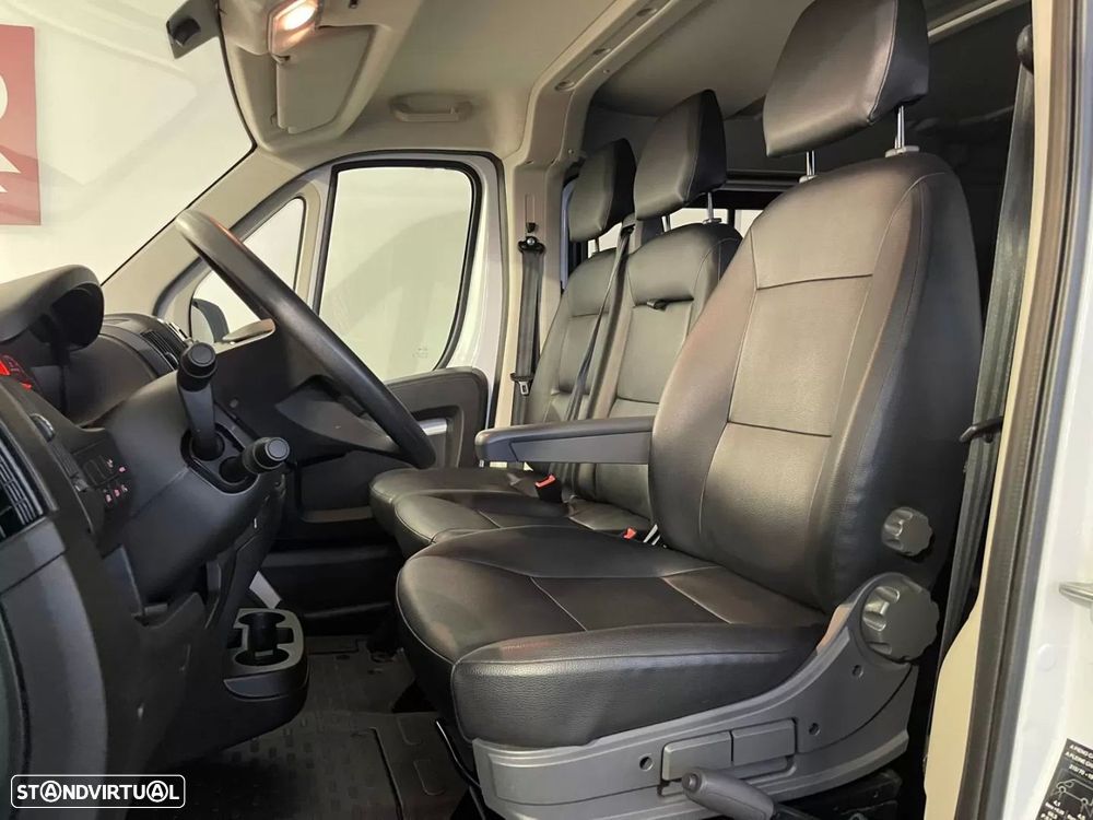 Peugeot Boxer 2.2 BlueHDi 335 L2 CD - 12
