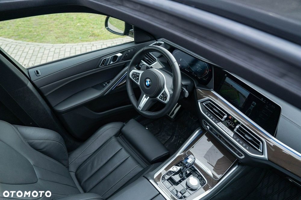 BMW X6 xDrive40i - 23