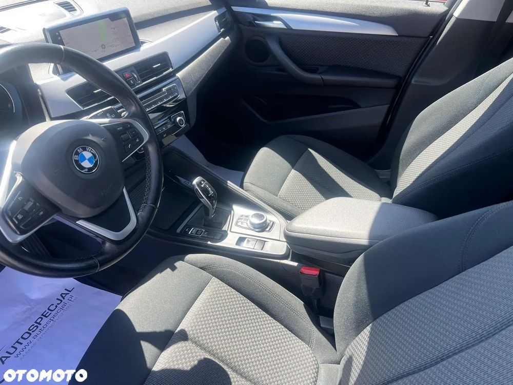 BMW X1 sDrive16d - 10