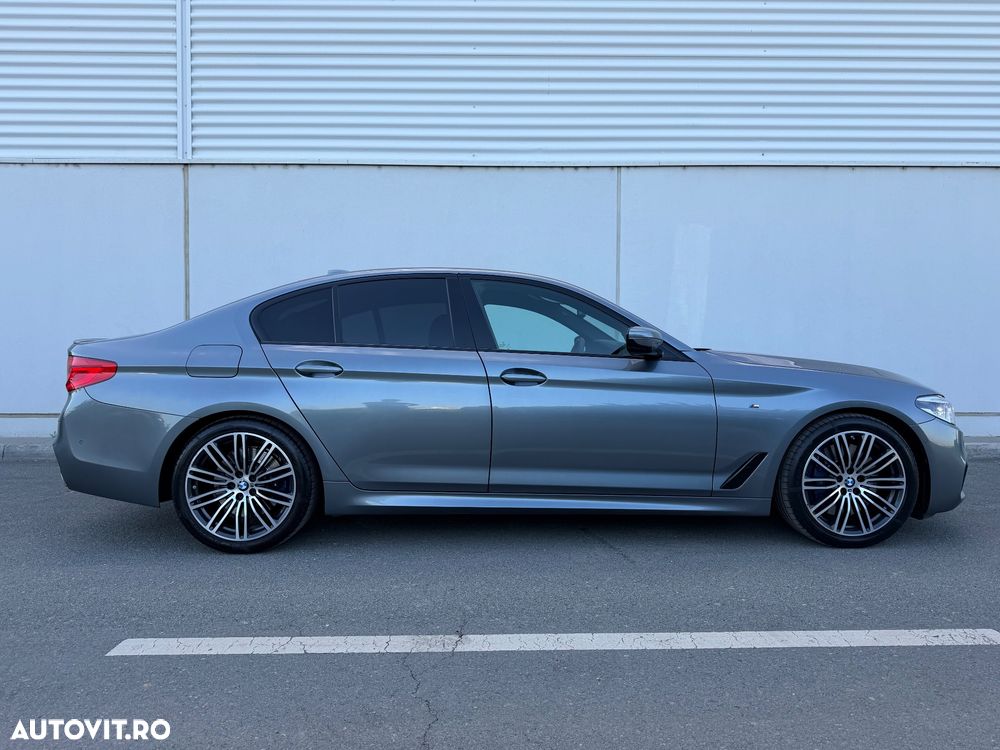 BMW Seria 5 540i xDrive AT - 13
