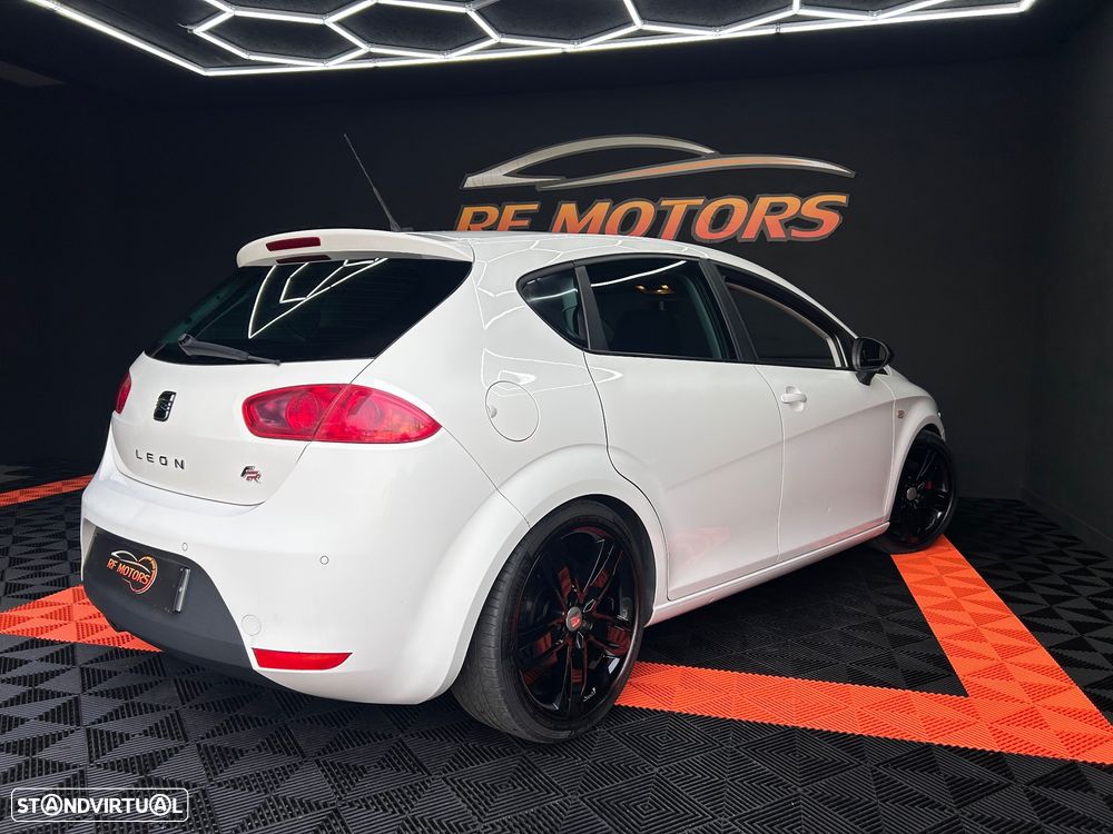SEAT Leon 2.0 T FSI FR - 28