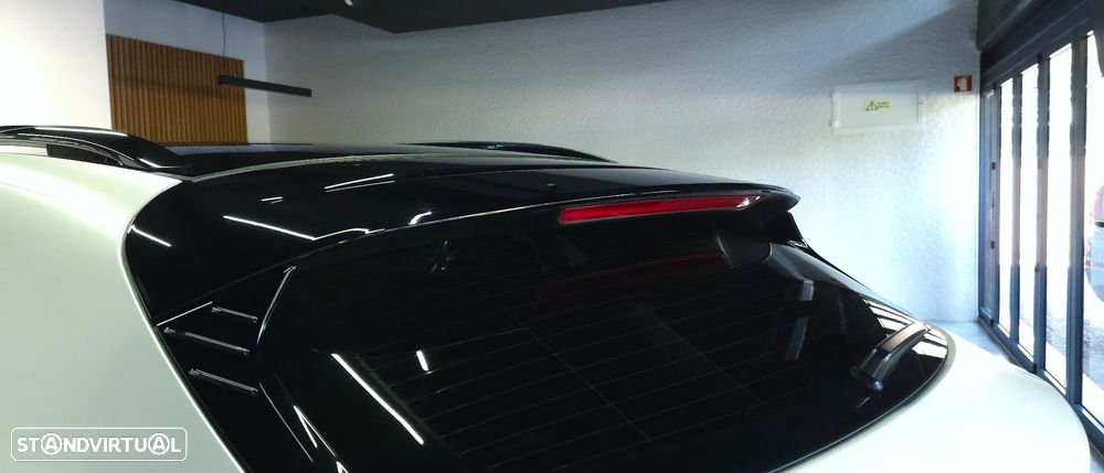 Porsche Taycan Cross Turismo 4S - 34