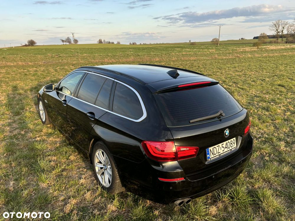 BMW Seria 5 520d - 23